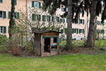 Triesterstr.67 - Innenhof, Hüttchen im Gemeinschaftsgarten